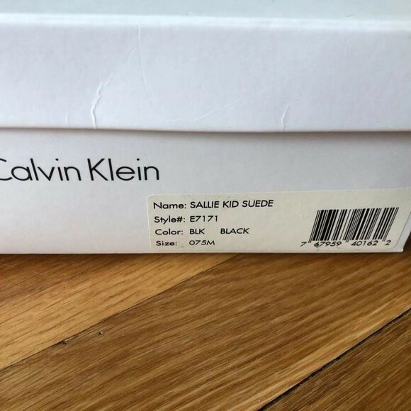 Calvin Klein Black Suede Ankle Booties Boots 7.5 - Picture 9 of 10